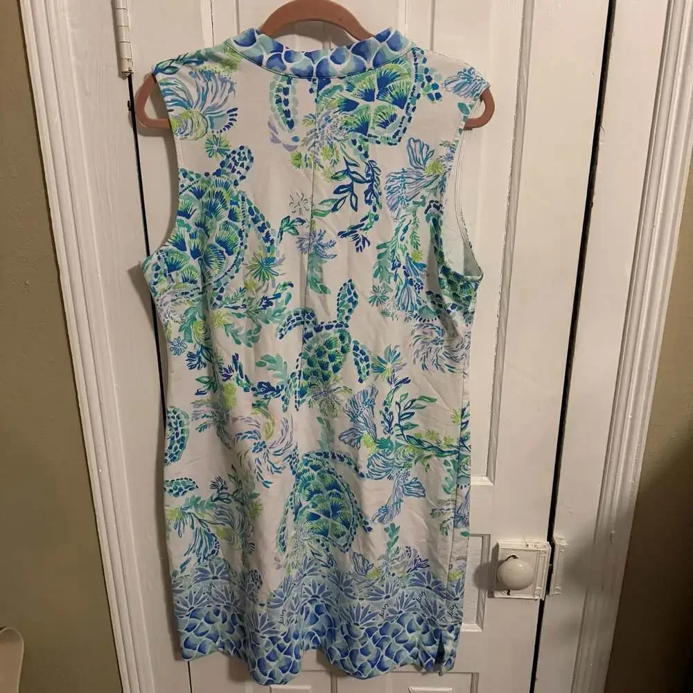 Sleeveless Blue & White Printed Shift Dress - Picture 4 of 9